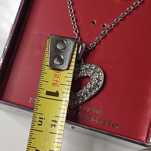 Heart Necklace And Earring Set - Picture 6 of 9